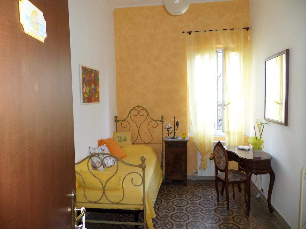 Bed and Breakfast I Colori Di Mag La Spezia Pokoj fotografie